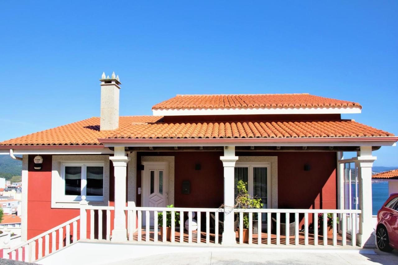 Hospedium Galitrips Vila Maruja Corme Екстериор снимка