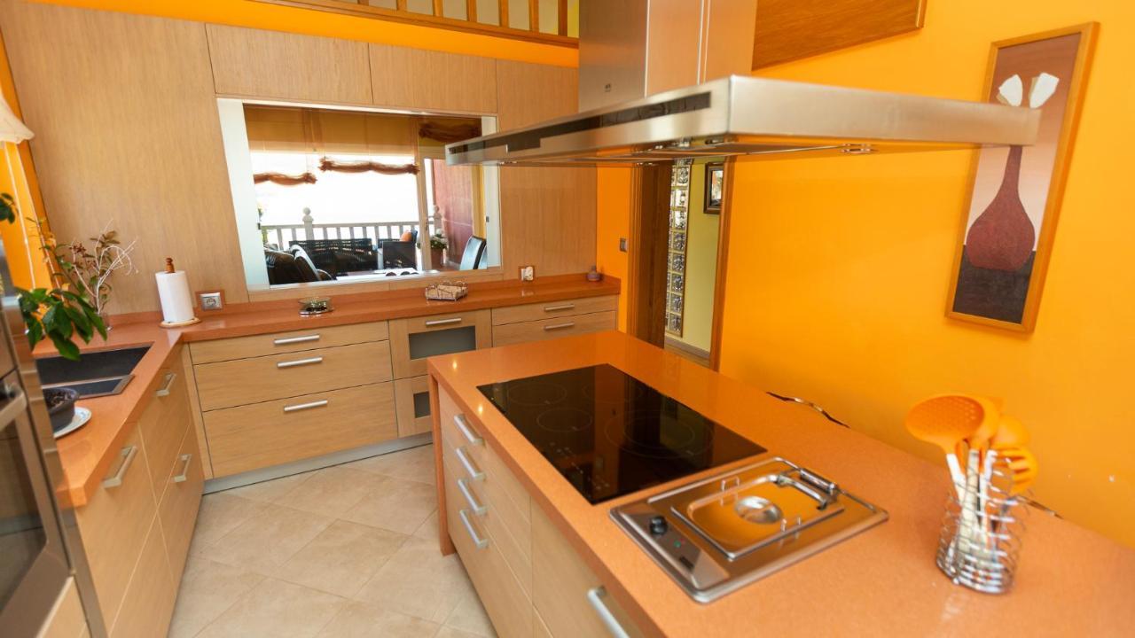 Hospedium Galitrips Vila Maruja Corme Екстериор снимка